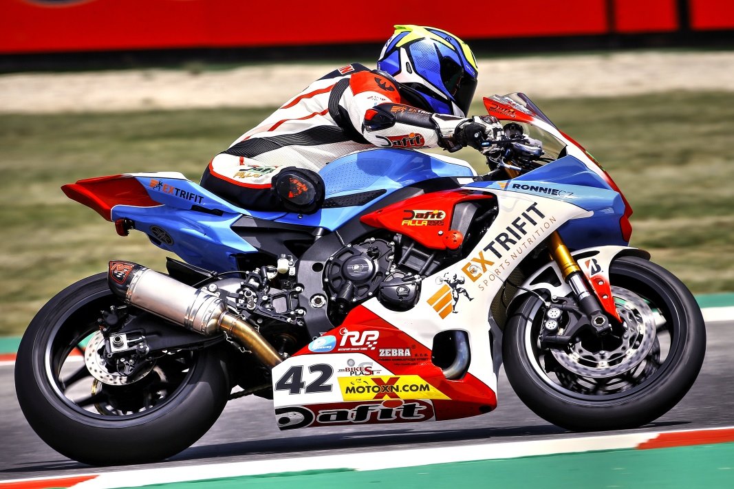 Martin Horký v&nbsp;barvách týmu Dafitmotoracing