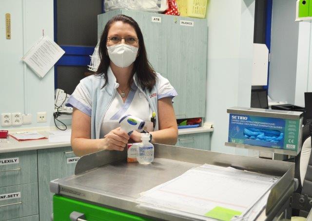Paní Petra pomáhá v&nbsp;roli zdravotní sestry druhým již 12 let