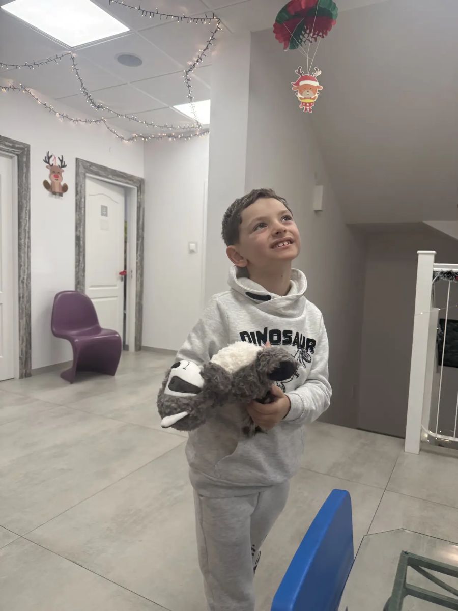 Rostyslav Zinich – porucha autistického spektra (PAS) Rostyslav Zinich – porucha autistického spektra (PAS)