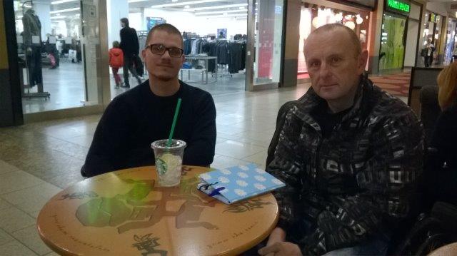 Vlevo propagátor SA Tomáš Pik a&nbsp;náš redaktor Tomáš Mošnička