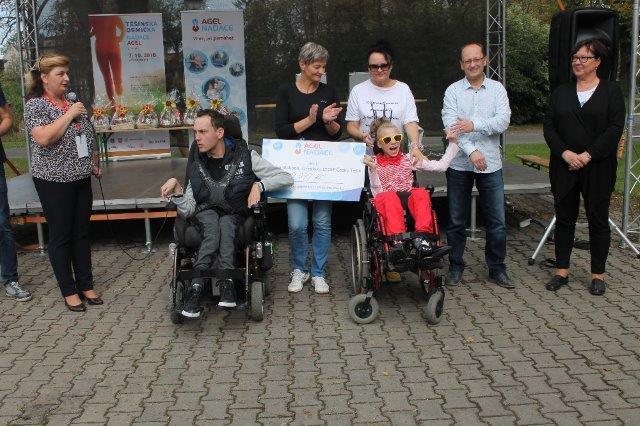 Zástupci střediska Lydie na Těšínské osmičce NADACE AGEL 2018